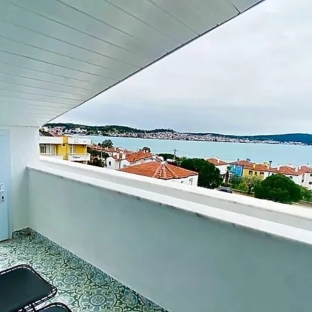 Cunda Kordon 3* Ayvalik