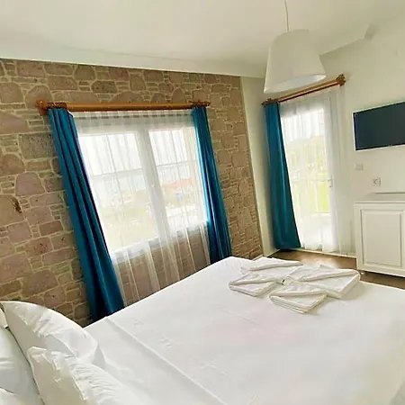 Cunda Kordon 3* Ayvalik