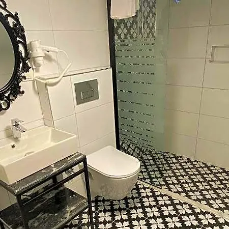 Cunda Kordon Ayvalı